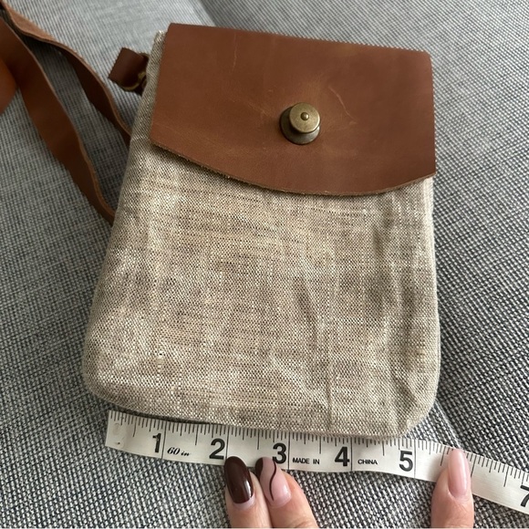 Squires Smidgeon Crossbody Bag Handcrafted USA Canvas Leather Adjustable - Picture 6 of 8